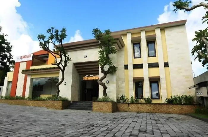 Bali Mega 3*